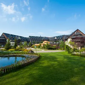 Sandra & Aquapark Resort